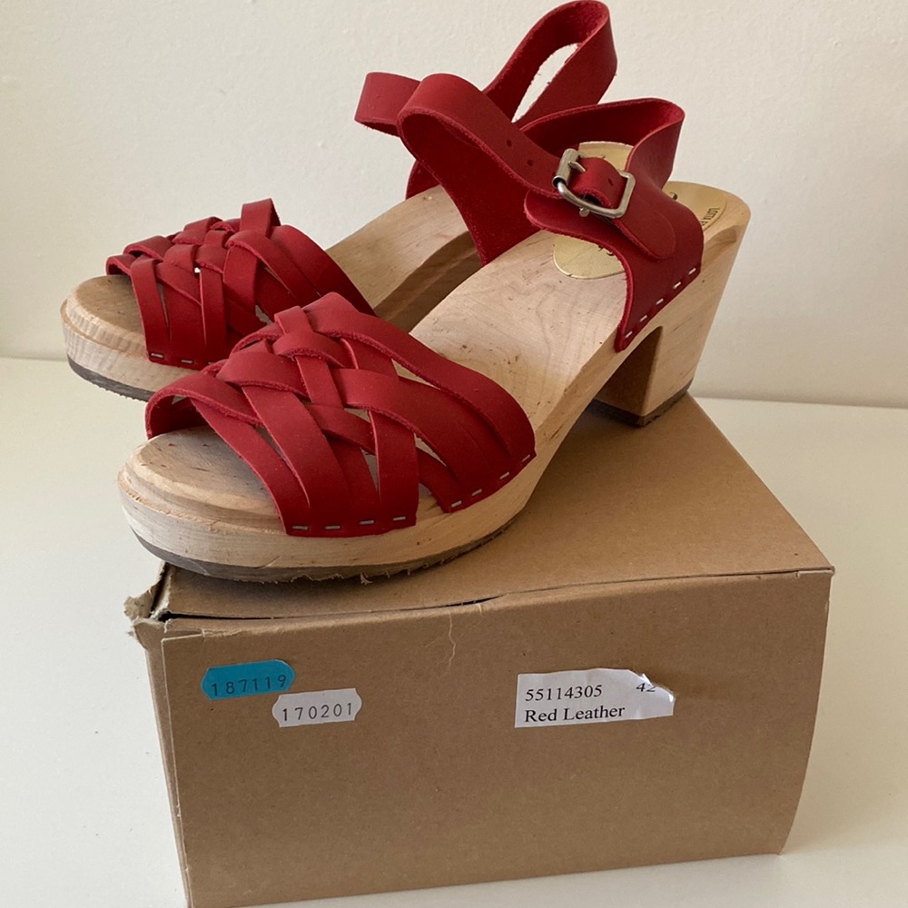 NIB Lotta’s Lotta from Stockholm red leather braided sandal size 42 W9.5/10
